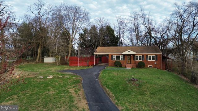 310 N FAIRFAX BLVD, Ranson, WV 25438