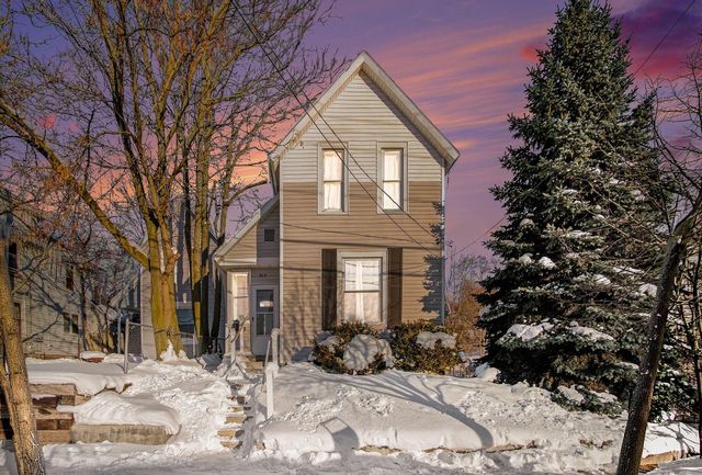 916 Lafayette Avenue NE, Grand Rapids, MI 49503
