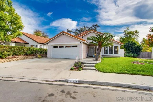 2170 Shadetree Ln, Escondido, CA 92029