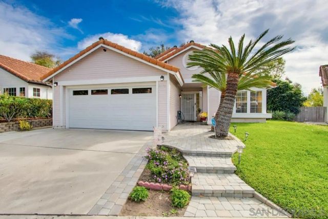 2170 Shadetree Ln, Escondido, CA 92029