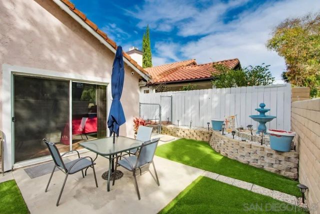 2170 Shadetree Ln, Escondido, CA 92029