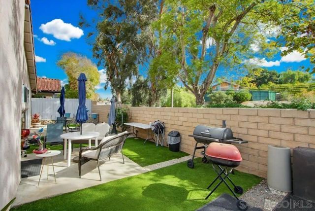 2170 Shadetree Ln, Escondido, CA 92029