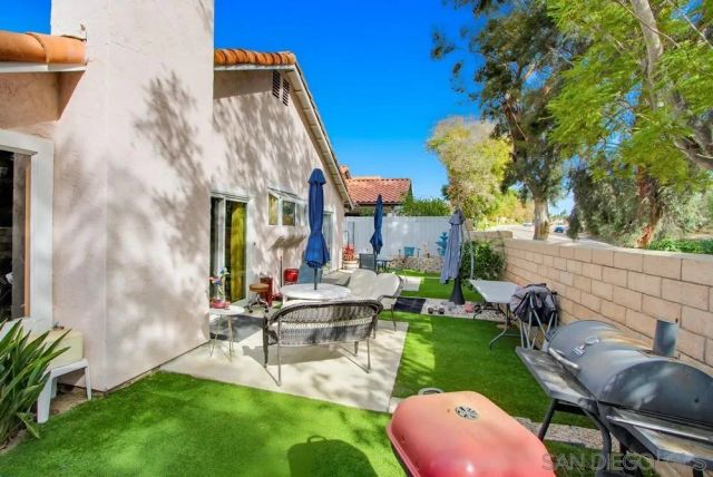 2170 Shadetree Ln, Escondido, CA 92029