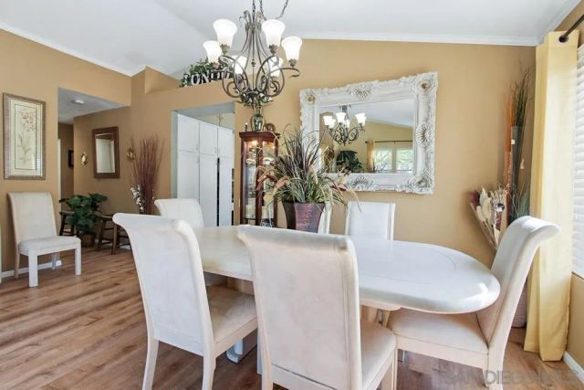 2170 Shadetree Ln, Escondido, CA 92029