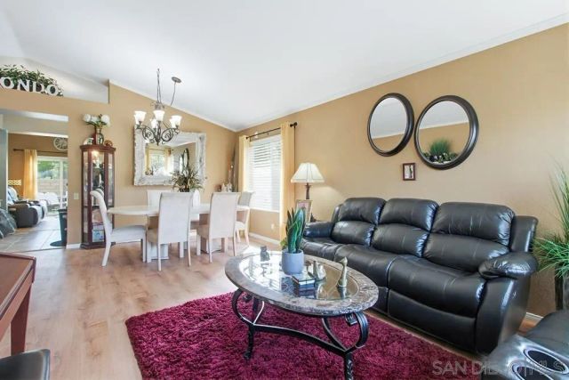 2170 Shadetree Ln, Escondido, CA 92029