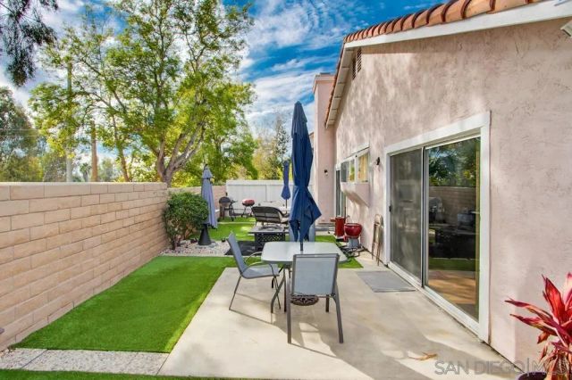 2170 Shadetree Ln, Escondido, CA 92029