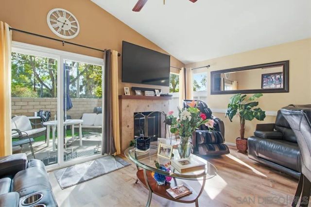 2170 Shadetree Ln, Escondido, CA 92029