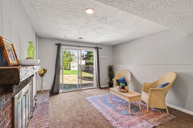 1409 Bacon Avenue, Portage City, MI 49002