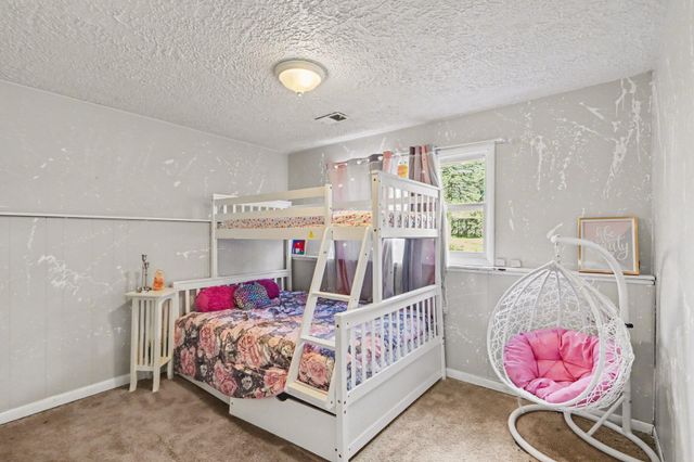 1409 Bacon Avenue, Portage City, MI 49002