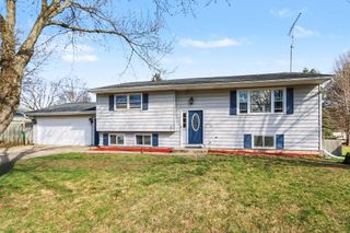 1409 Bacon Avenue, Portage City, MI 49002