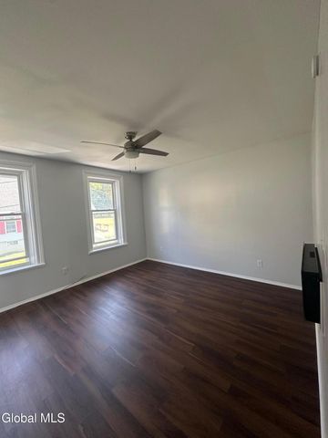 8 St Marys Avenue, Troy, NY 12180
