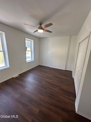 8 St Marys Avenue, Troy, NY 12180