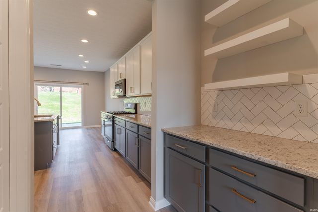 1185 Helen Court, Boonville, IN 47601