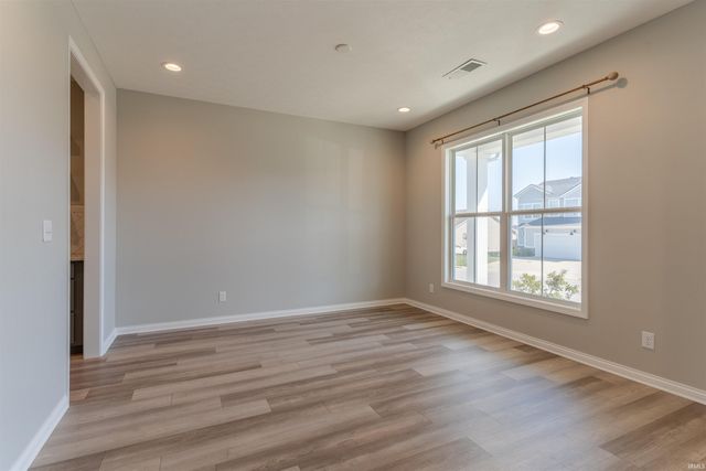 1185 Helen Court, Boonville, IN 47601