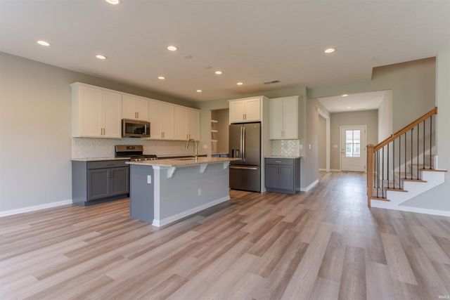 1185 Helen Court, Boonville, IN 47601