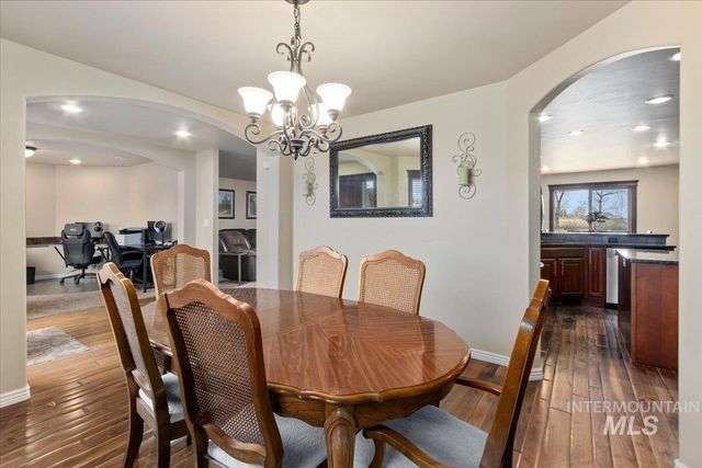 3707 North 2455 East, Twin Falls, ID 83301