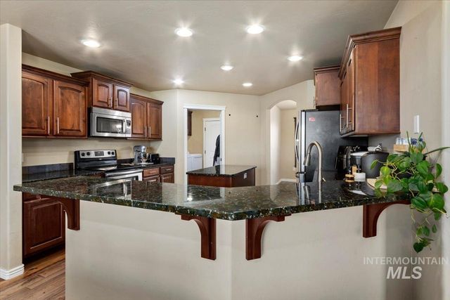 3707 North 2455 East, Twin Falls, ID 83301