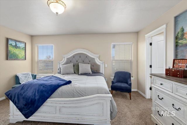 3707 North 2455 East, Twin Falls, ID 83301