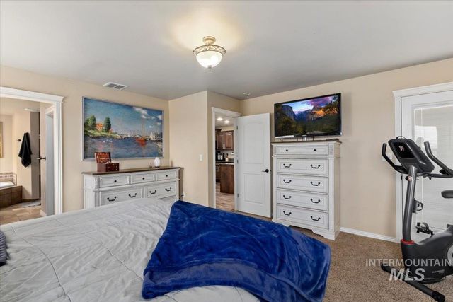 3707 North 2455 East, Twin Falls, ID 83301