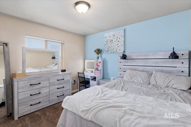 3707 North 2455 East, Twin Falls, ID 83301