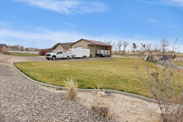 3707 North 2455 East, Twin Falls, ID 83301