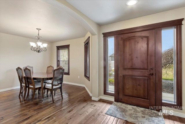 3707 North 2455 East, Twin Falls, ID 83301