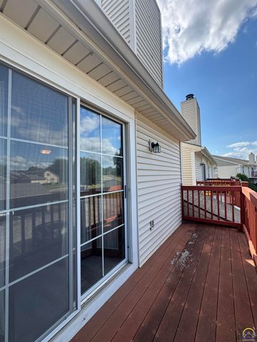 3039 SW Maupin Ln Apt 204, Topeka, KS 66614