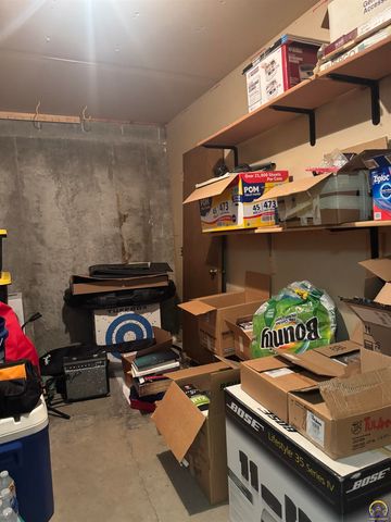 3039 SW Maupin Ln Apt 204, Topeka, KS 66614