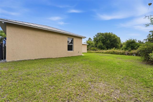 2637 COURTLAND AVENUE, North Port, FL 34286