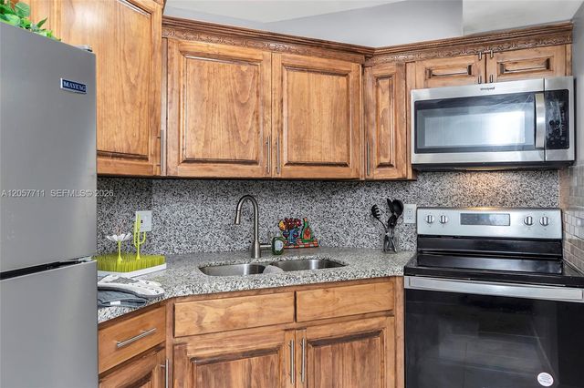 3300 Spanish Moss Terrace 106, Lauderhill, FL 33319