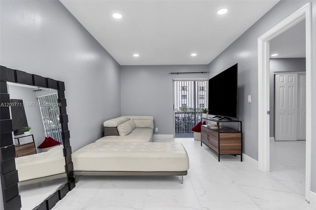 3300 Spanish Moss Terrace 106, Lauderhill, FL 33319