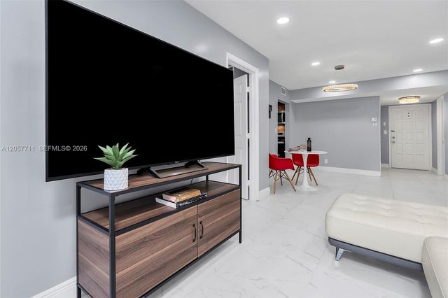 3300 Spanish Moss Terrace 106, Lauderhill, FL 33319