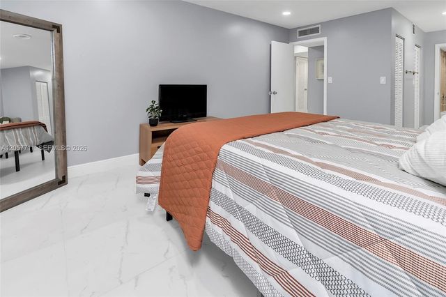 3300 Spanish Moss Terrace 106, Lauderhill, FL 33319