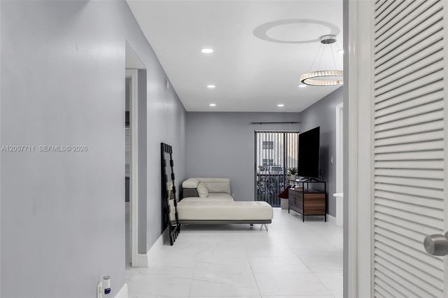 3300 Spanish Moss Terrace 106, Lauderhill, FL 33319