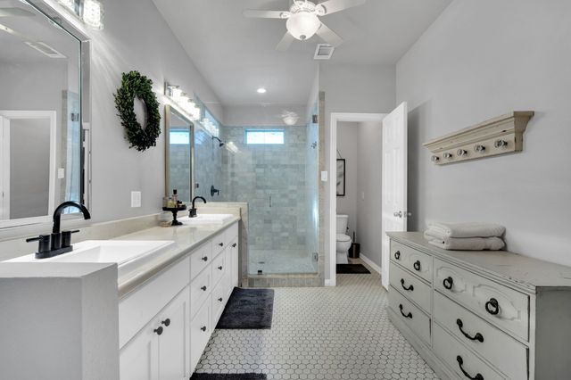 1121 Meghann Lane, Waxahachie, TX 75167