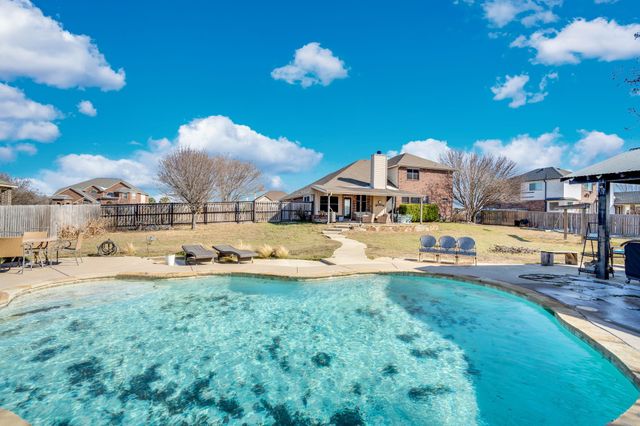 1121 Meghann Lane, Waxahachie, TX 75167