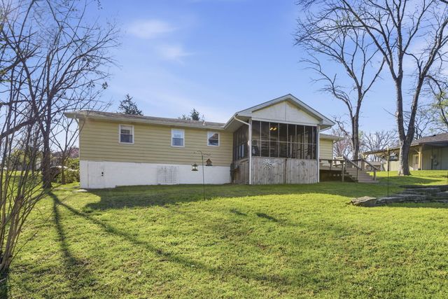 252 Groton Street, Hollister, MO 65672