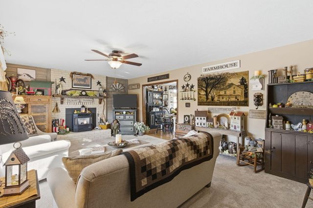 252 Groton Street, Hollister, MO 65672