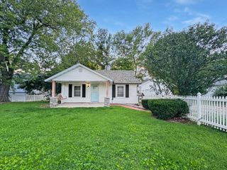 3331 South Barbett Avenue, Springfield, MO 65804