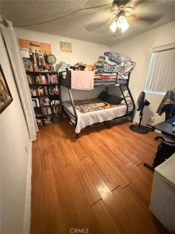 450 E 4th 103, Santa Ana, CA 92701