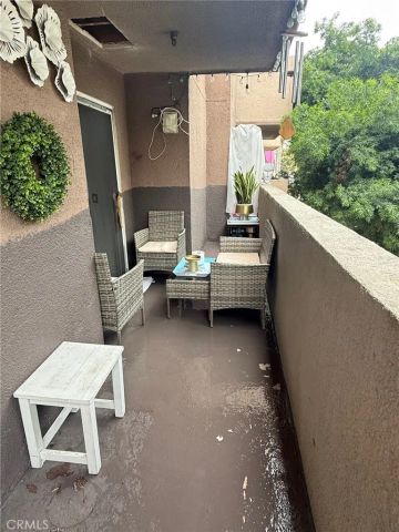 450 E 4th 103, Santa Ana, CA 92701