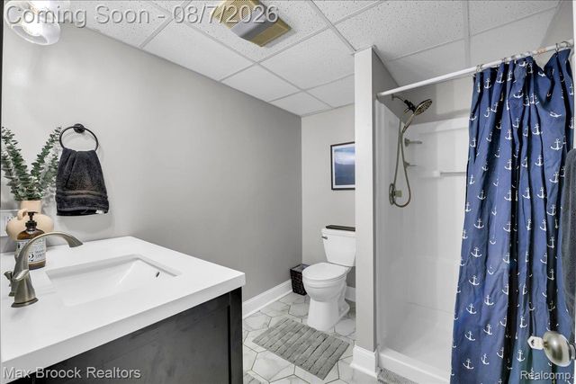 1025 Otter Avenue, Waterford Charter Township, MI 48328