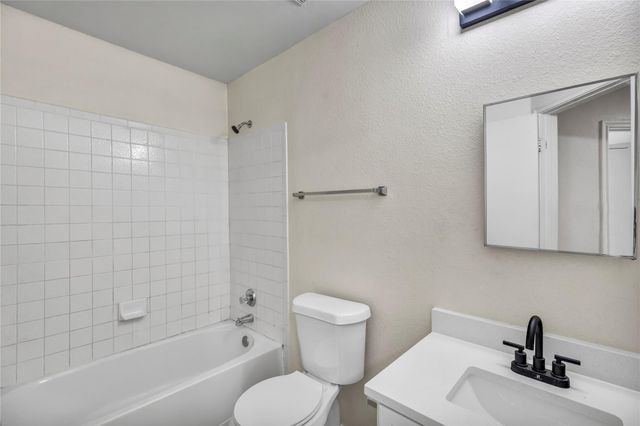 2400 Byfield DR, Cedar Park, TX 78613