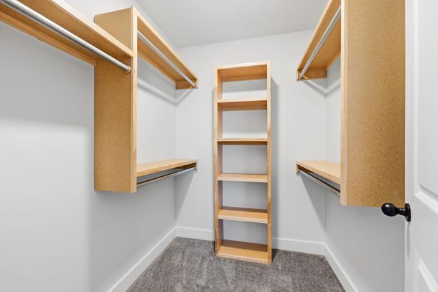 604 Briarbrook Ln, Park City, KS 67147