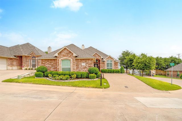 11624 Virginia Way Court, Fort Worth, TX 76008