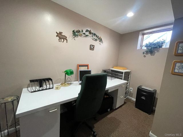 1 Sea Court Lane, Port Jefferson, NY 11777