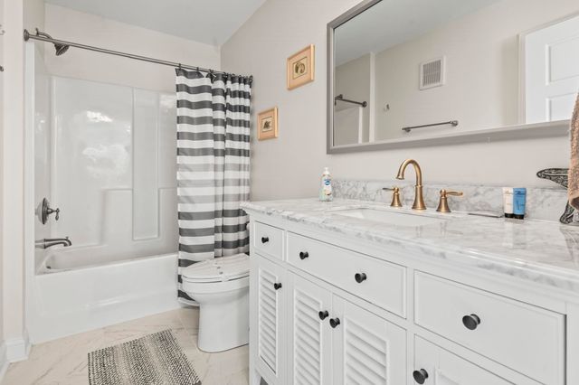 606 29th Ave. S, North Myrtle Beach, SC 29582