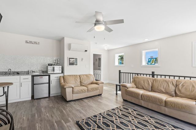 606 29th Ave. S, North Myrtle Beach, SC 29582