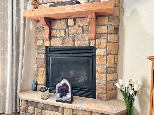 380 S Hartford Avenue, Bolivar, MO 65613