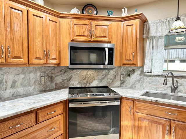 380 S Hartford Avenue, Bolivar, MO 65613